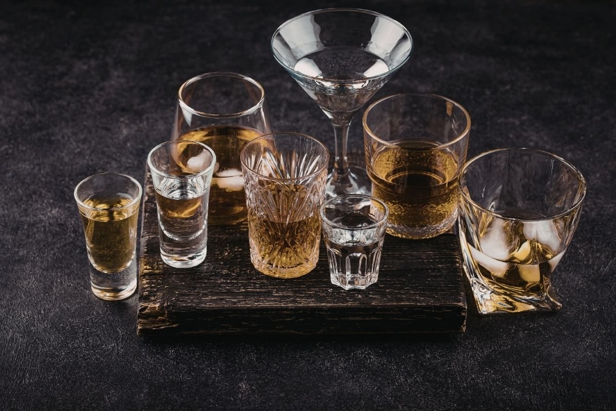 Does The Glass Really Change How Your Spirit Tastes?